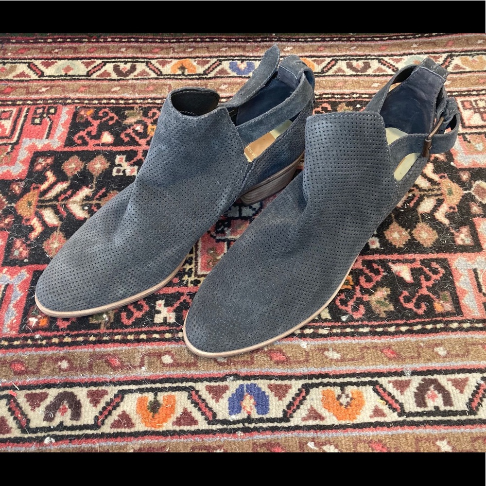 Dolce Vita Katch Perforated Ankle Booties (9.5)